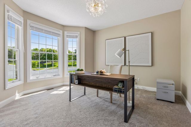 1981 Topaz Drive, Chanhassen, MN 55317