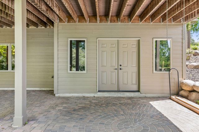 1981 Topaz Drive, Chanhassen, MN 55317