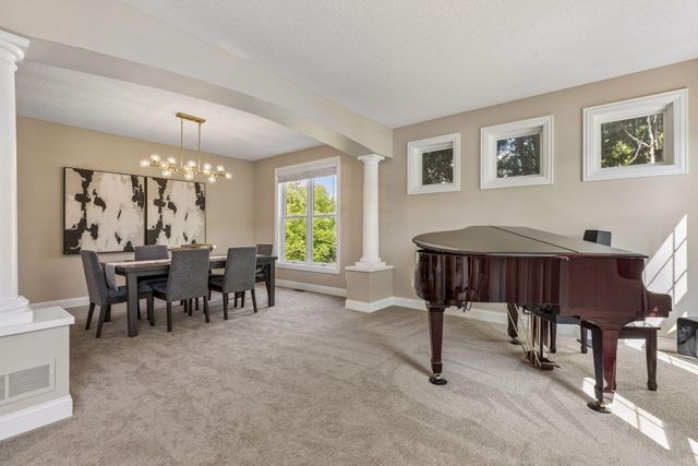 1981 Topaz Drive, Chanhassen, MN 55317