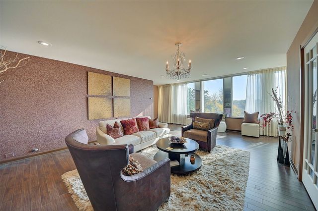 2222 1st Avenue NE 507, Cedar Rapids, IA 52402