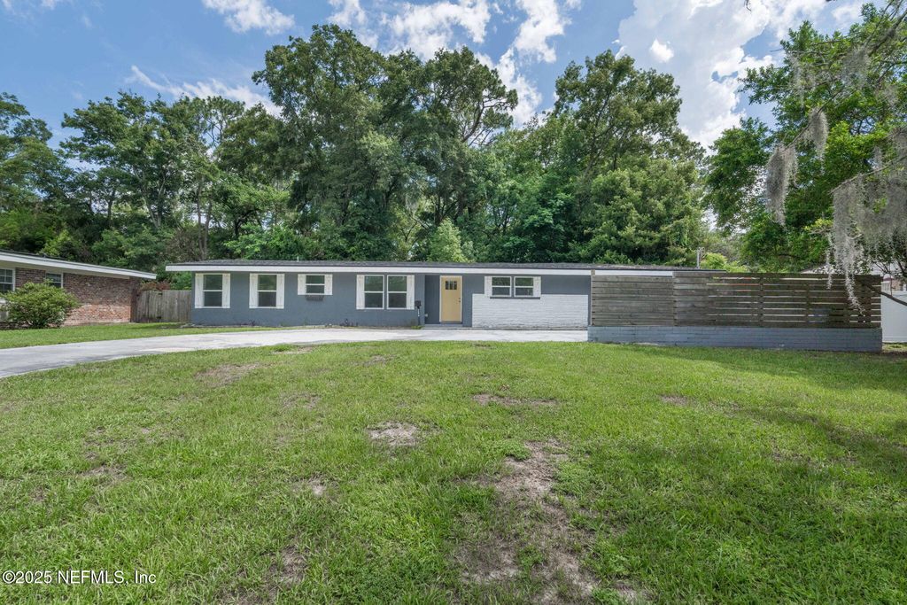 5406 MATANZAS Way, Jacksonville, FL 32211