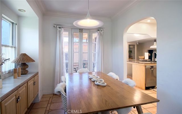 2209 Elden Avenue, Costa Mesa, CA 92627
