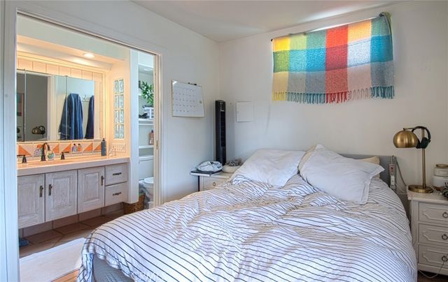 2209 Elden Avenue, Costa Mesa, CA 92627