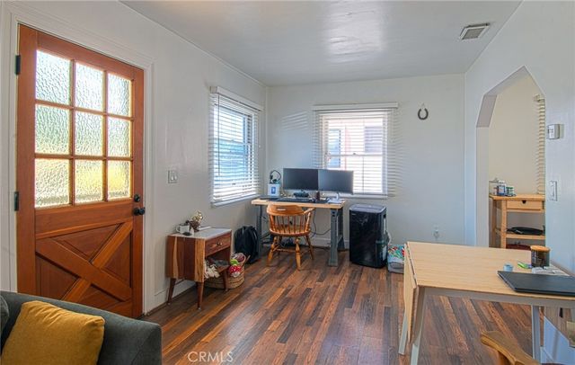 2209 Elden Avenue, Costa Mesa, CA 92627