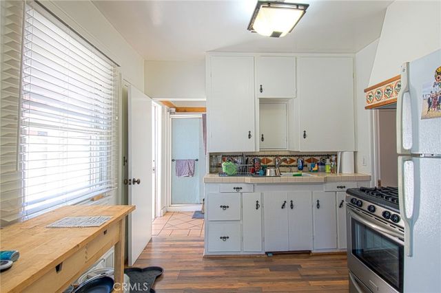 2209 Elden Avenue, Costa Mesa, CA 92627