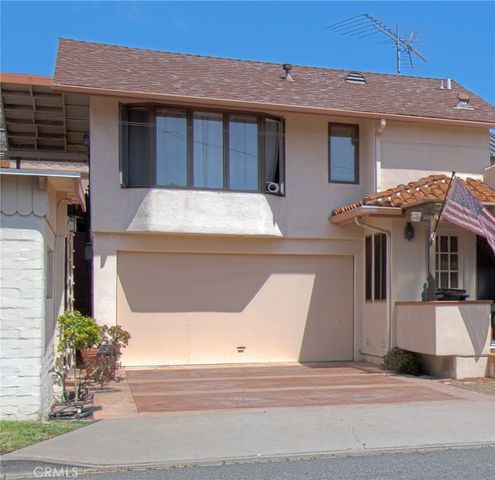 2209 Elden Avenue, Costa Mesa, CA 92627