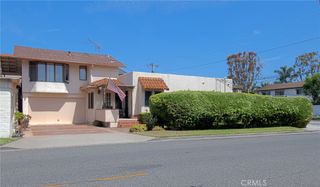 2209 Elden Avenue, Costa Mesa, CA 92627