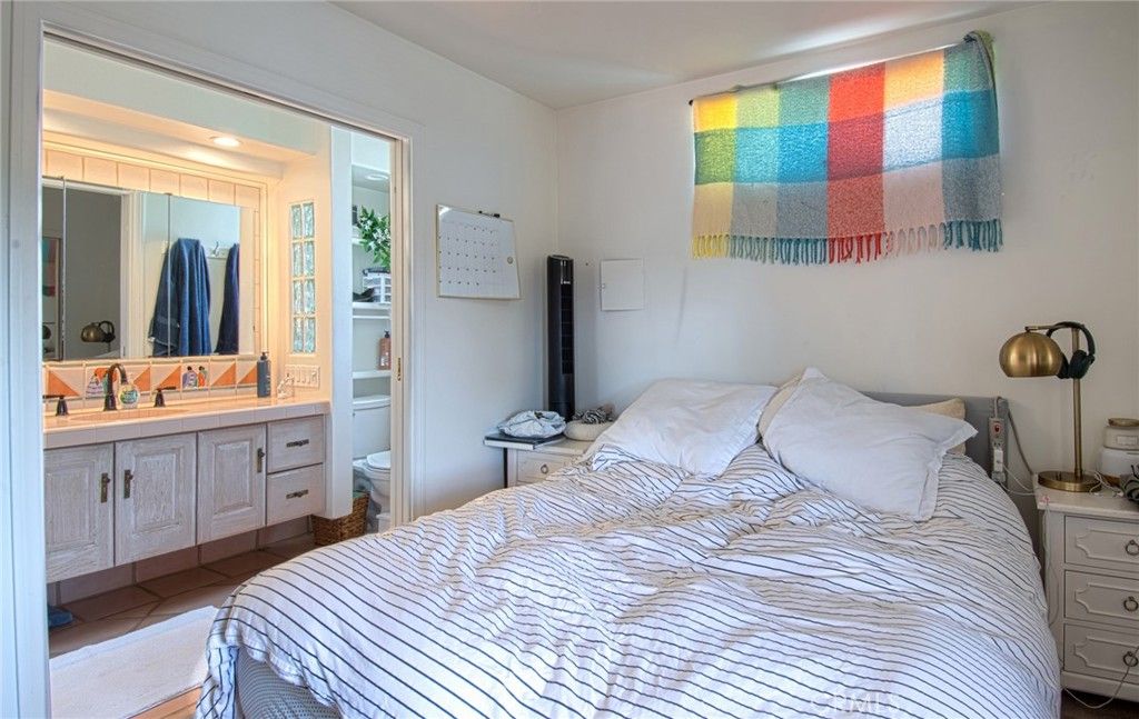 Image 33 of property listing at 2209 Elden Avenue, Costa Mesa, CA 92627