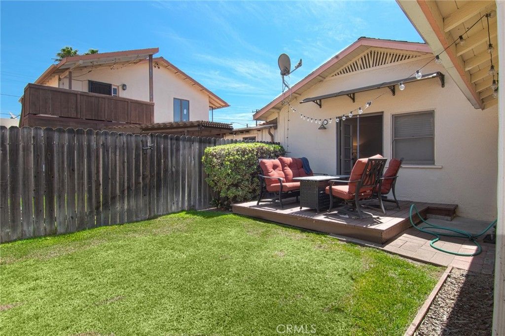 Image 57 of property listing at 2209 Elden Avenue, Costa Mesa, CA 92627