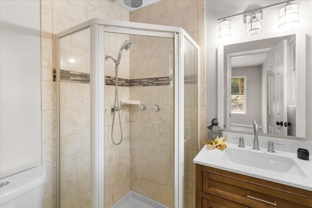 6000 Monterrey Drive, Fort Worth, TX 76112