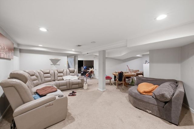 11343 S Green Street, Chicago, IL 60643