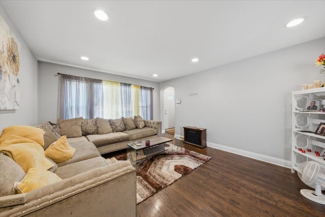 11343 S Green Street, Chicago, IL 60643