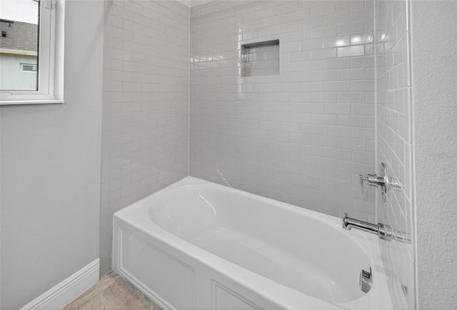 3954 KENNEBUNK LOOP, Mount Dora, FL 32757