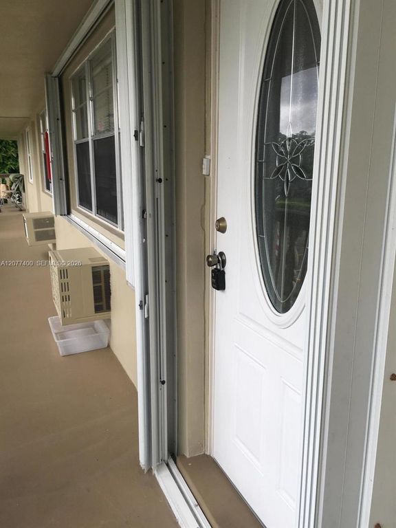 190 Salisbury H 190, West Palm Beach, FL 33417