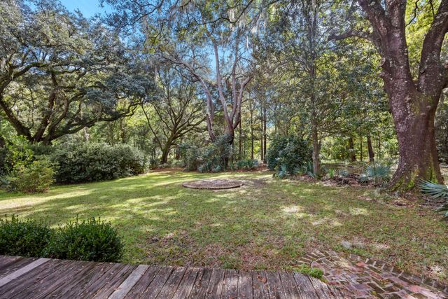 1095 Hughes Road, Johns Island, SC 29455