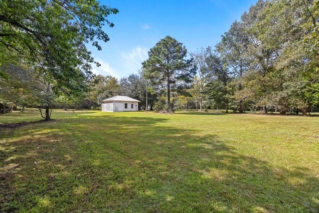 1095 Hughes Road, Johns Island, SC 29455