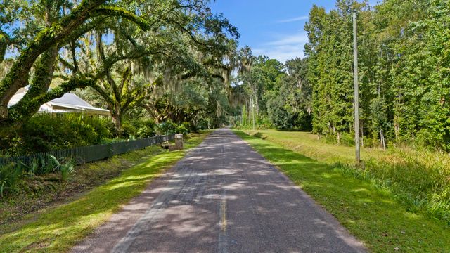 1095 Hughes Road, Johns Island, SC 29455