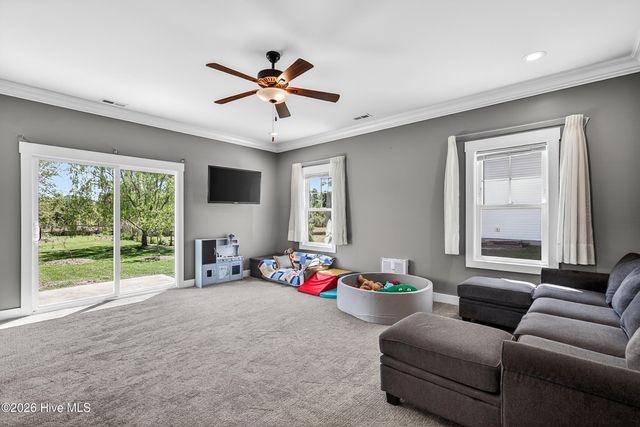 412 Elgin Road, Hubert, NC 28539