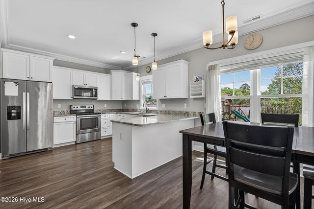 412 Elgin Road, Hubert, NC 28539