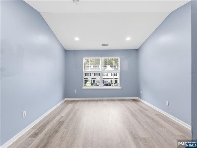 4 Derby Street 2, East Orange, NJ 07018