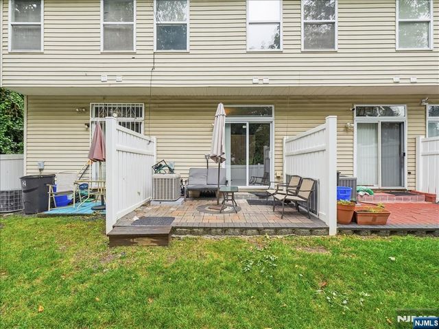 4 Derby Street 2, East Orange, NJ 07018
