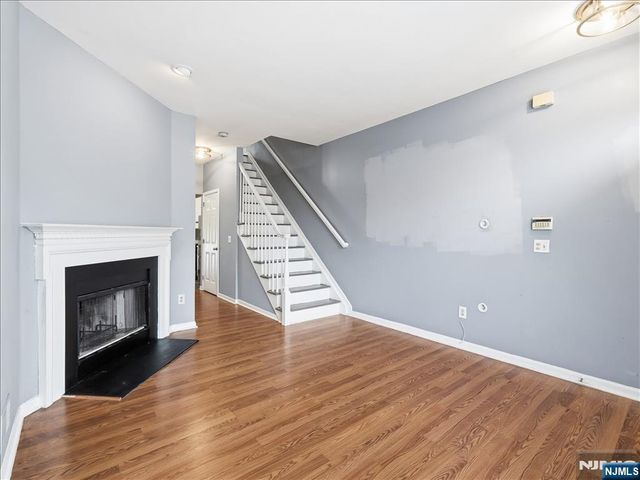 4 Derby Street 2, East Orange, NJ 07018