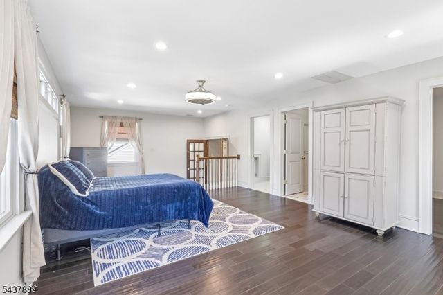 1032 Kipling Rd, Elizabeth City, NJ 07208