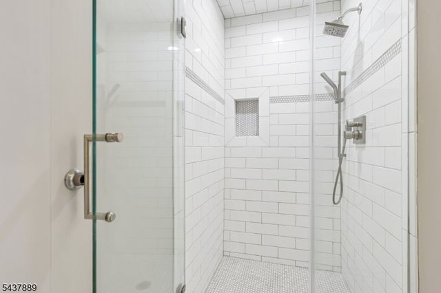 1032 Kipling Rd, Elizabeth City, NJ 07208