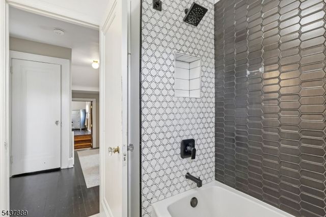 1032 Kipling Rd, Elizabeth City, NJ 07208