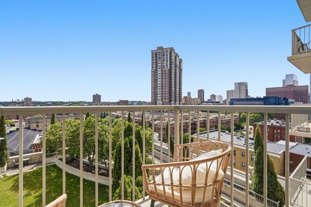 929 Portland Avenue 810, Minneapolis, MN 55404