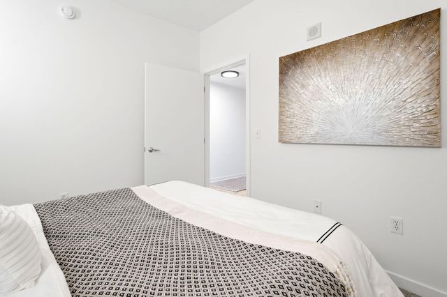 929 Portland Avenue 810, Minneapolis, MN 55404
