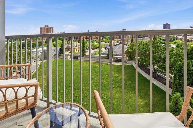 929 Portland Avenue 810, Minneapolis, MN 55404