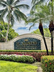 8010 N Nob Hill Road 102, Tamarac, FL 33321
