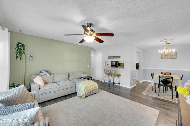 161 Lilac Court, Jackson, NJ 08527