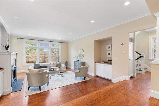 209 Waltham St, Lexington, MA 02421