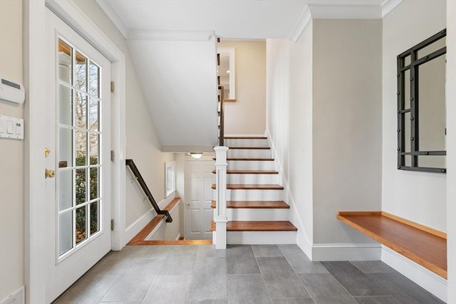 209 Waltham St, Lexington, MA 02421