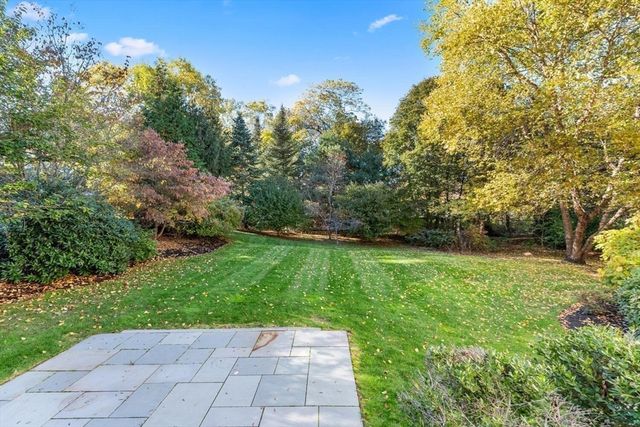 209 Waltham St, Lexington, MA 02421