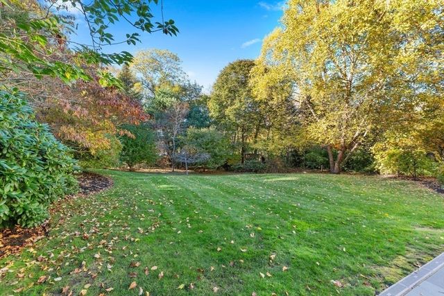 209 Waltham St, Lexington, MA 02421