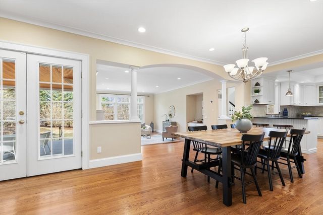 209 Waltham St, Lexington, MA 02421