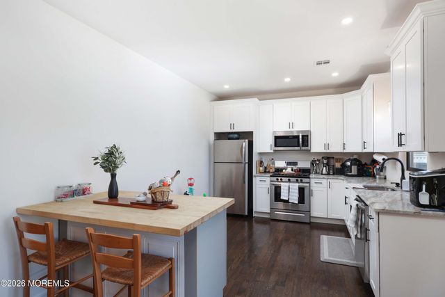 35 Alberta Avenue, North Middletown, NJ 07748
