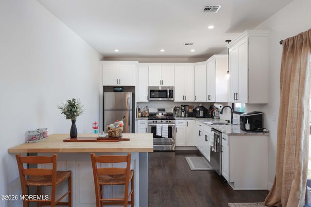 35 Alberta Avenue, North Middletown, NJ 07748