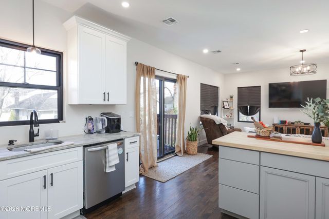 35 Alberta Avenue, North Middletown, NJ 07748