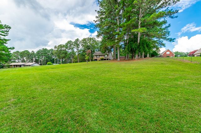 4910 Hwy 95, Rock Spring, GA 30739