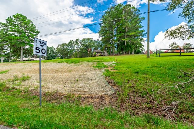 4910 Hwy 95, Rock Spring, GA 30739