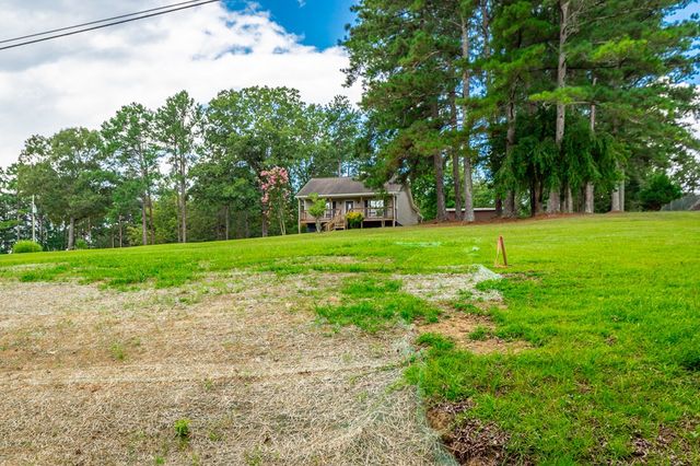 4910 Hwy 95, Rock Spring, GA 30739
