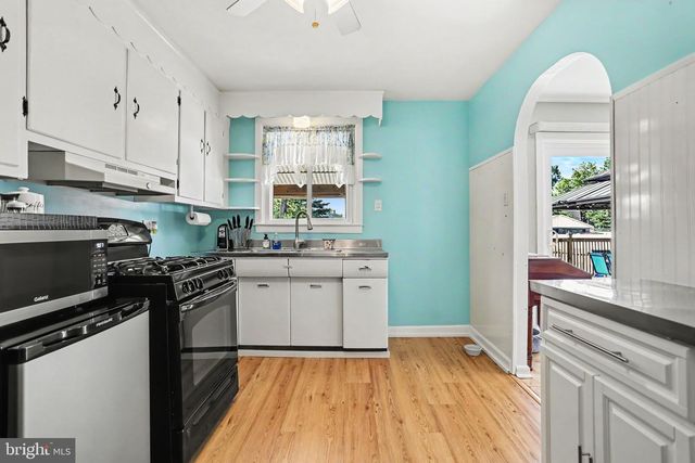 325 MARIETTA AVE, Mount Joy, PA 17552