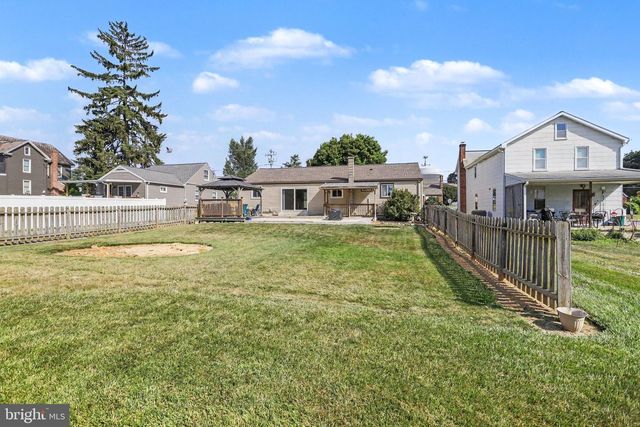 325 MARIETTA AVE, Mount Joy, PA 17552