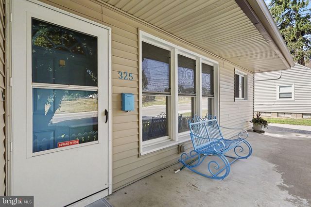 325 MARIETTA AVE, Mount Joy, PA 17552