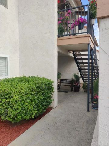 125 Candice Place, Vista, CA 92083