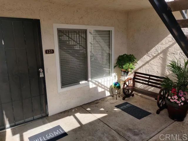 125 Candice Place, Vista, CA 92083